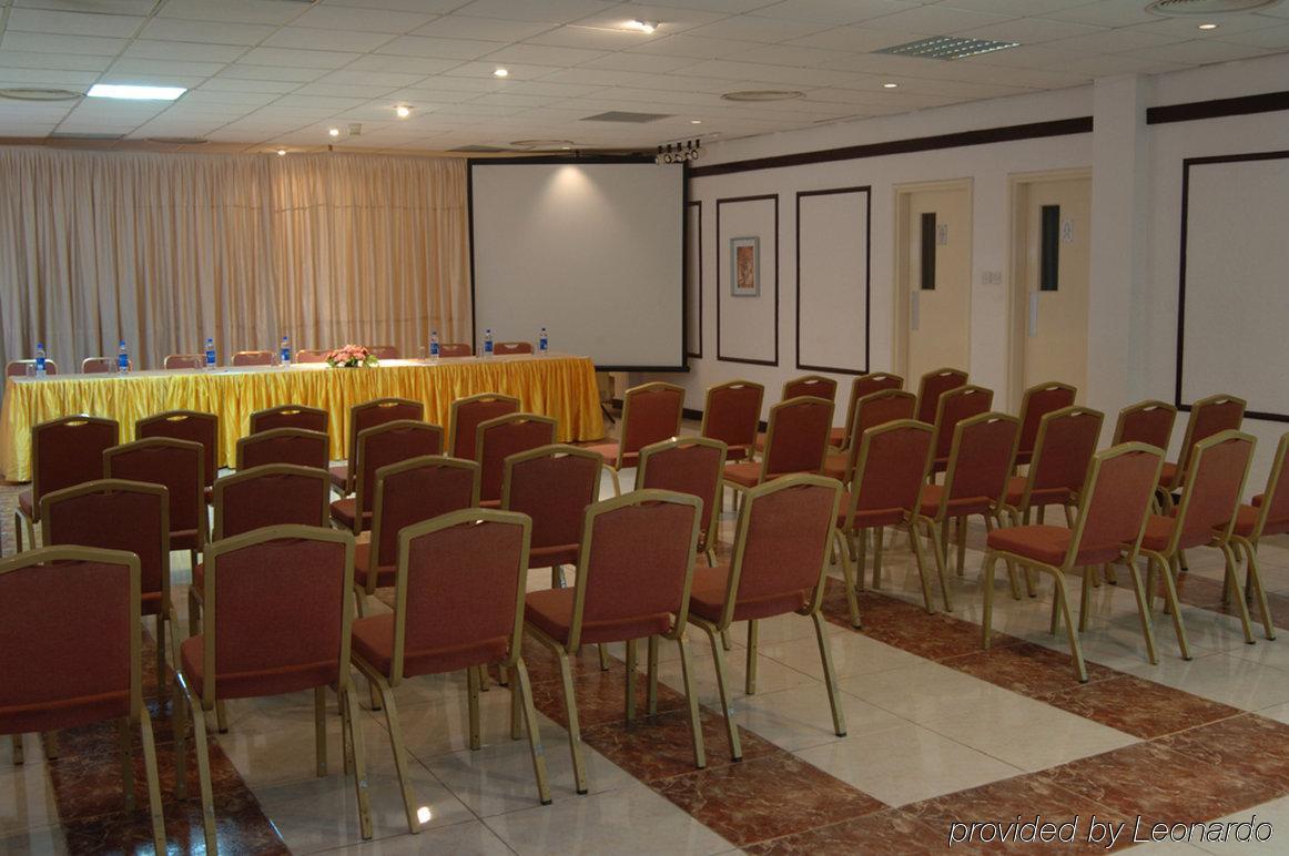 Tulip Inn Downtown Muscat Facilities photo