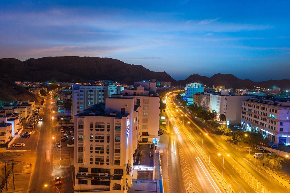 Tulip Inn Downtown Muscat Exterior photo